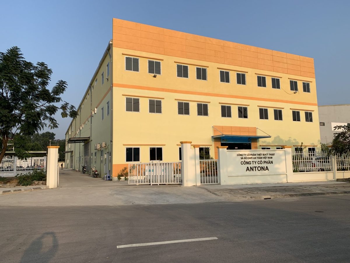 Hình ảnh Nhà máy Antona với quy mô hơn 5.000 m², được đầu tư nhằm chủ động sản xuất, kiểm soát chất lượng và nâng cao năng lực phát triển sản phẩm.