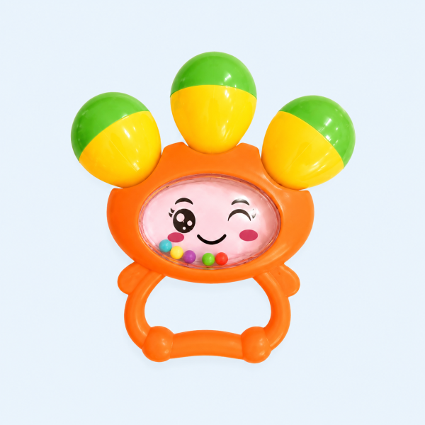Xúc xắc trẻ em Antona Baby Fruits không chỉ là món đồ chơi giải trí mà còn hỗ trợ bé phát triển toàn diện. Âm thanh sinh động, màu sắc bắt mắt và hình dáng trái cây dễ thương giúp kích thích các giác quan, tăng khả năng tập trung, rèn luyện kỹ năng cầm nắm và vận động tinh cho trẻ sơ sinh.