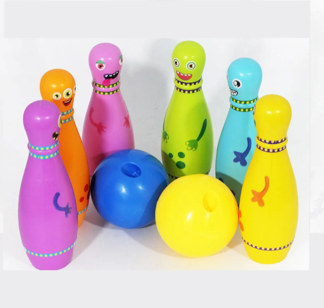 Do choi Bowling khuyen mai Antona